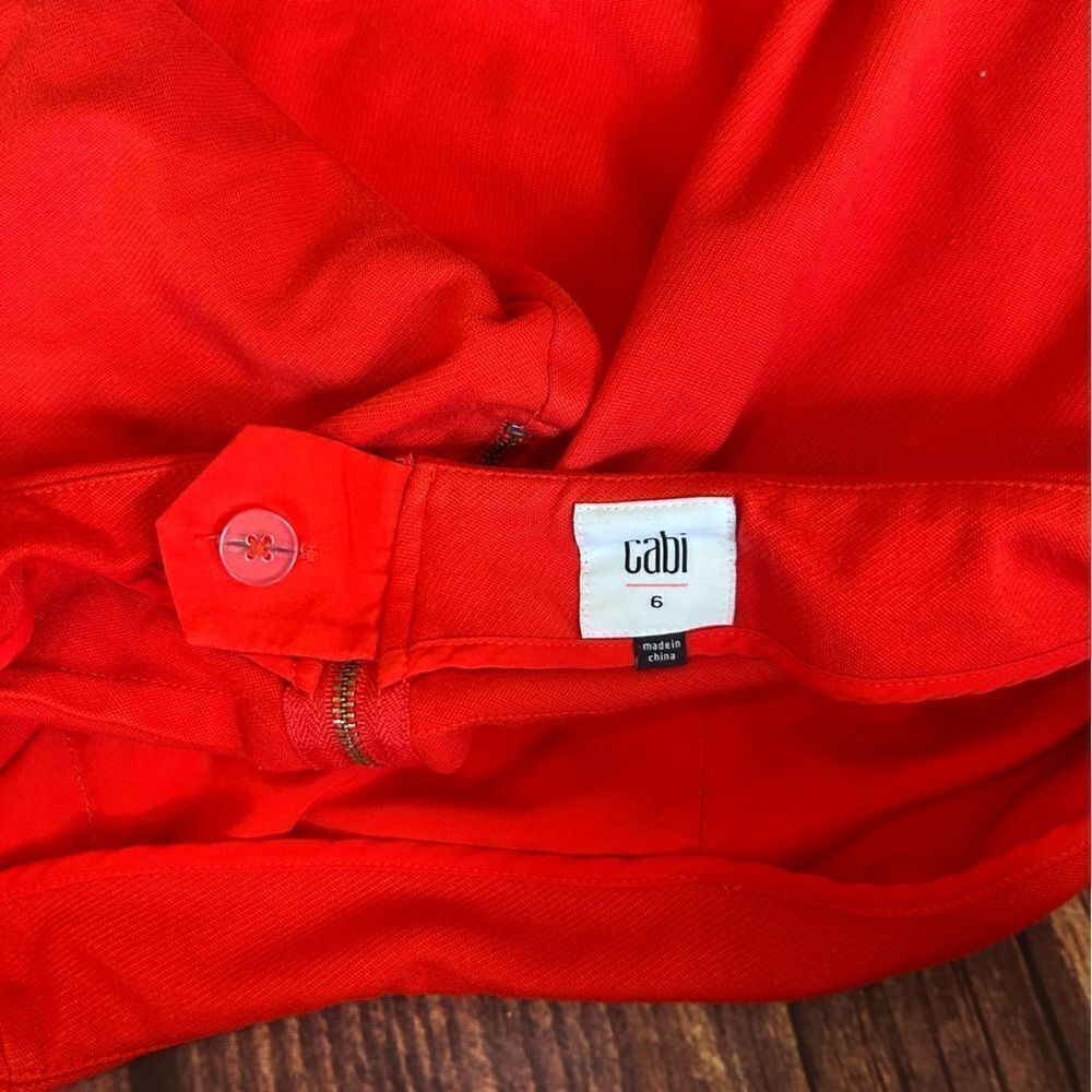 CABI #3219 Fiery Red Zip Back Skirt W/Pockets~Size 6 - Picture 6 of 6